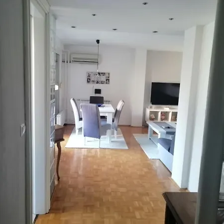 Homeb&e Lägenhet *